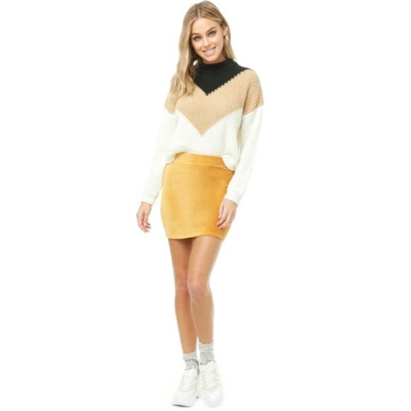 FOREVER 21 Corduroy Short Pencil Mini Skirt Size M Mustard Yellow Short‎ - Picture 5 of 6